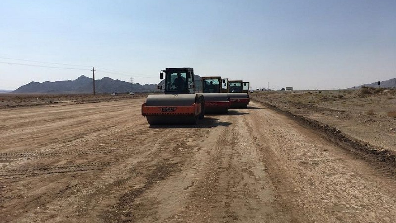 بهره‌برداری از ۲۰ کیلومتر بزرگراه در محور خاش-سراوان تا پایان سال ۱۴۰۴