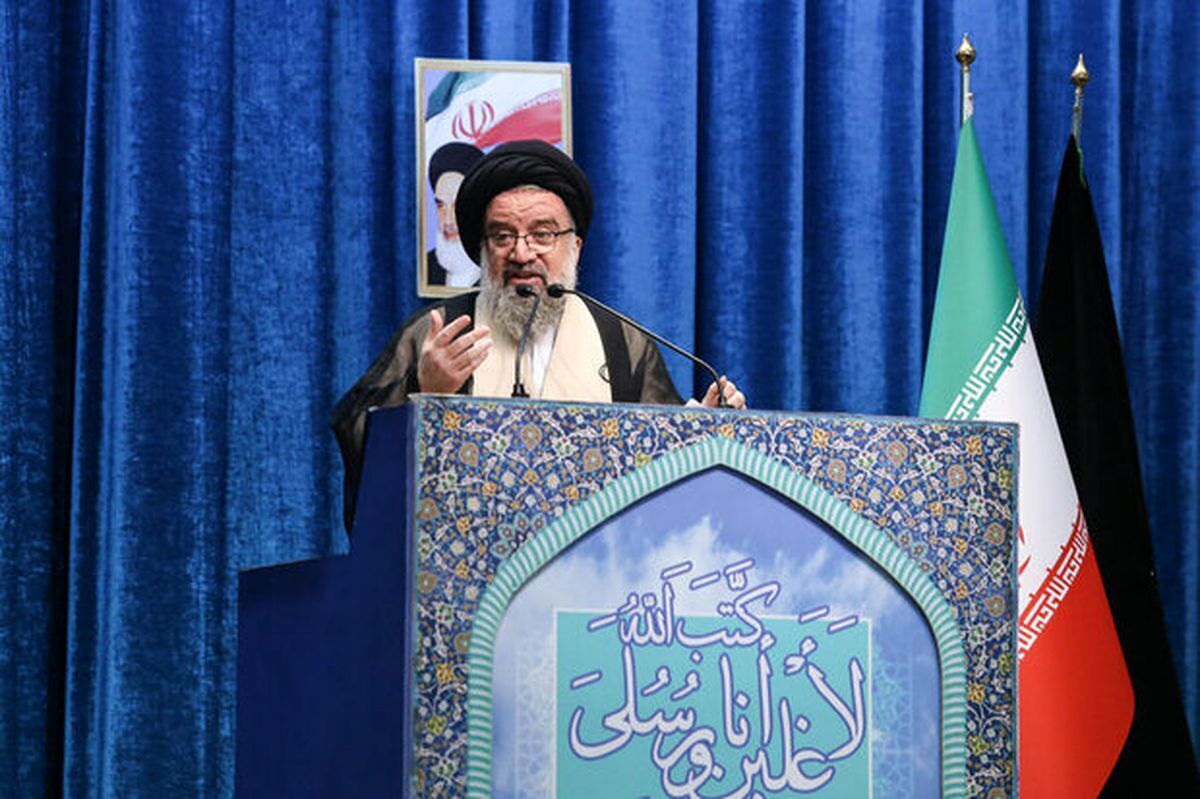 ولایت فقیه دژ مستحکم جمهوری اسلامی در برابر دشمنان است