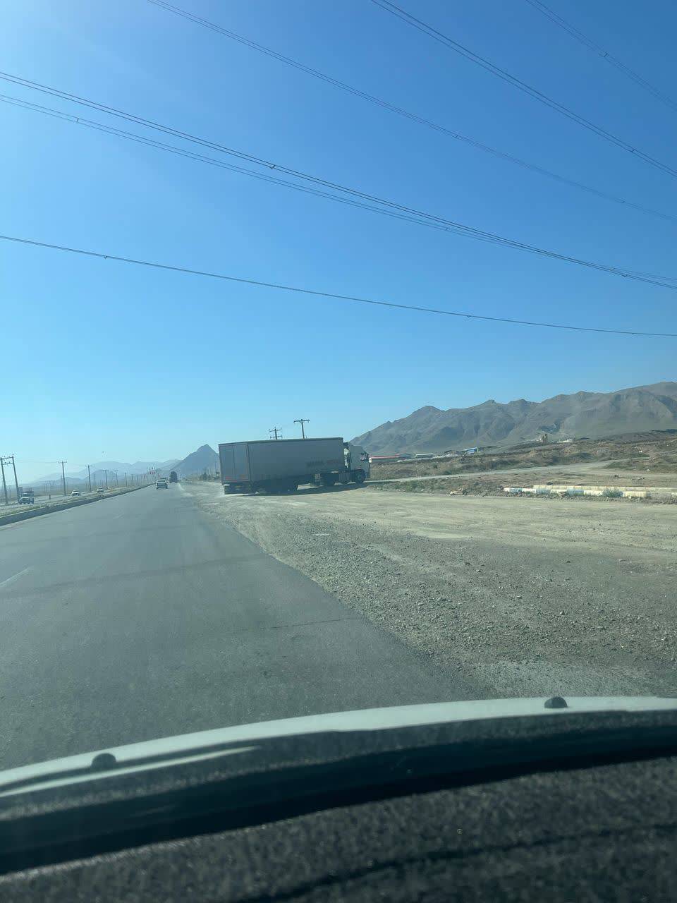 کهنگی آسفالت در جاده ورودی شهرک صنعتی گلپایگان