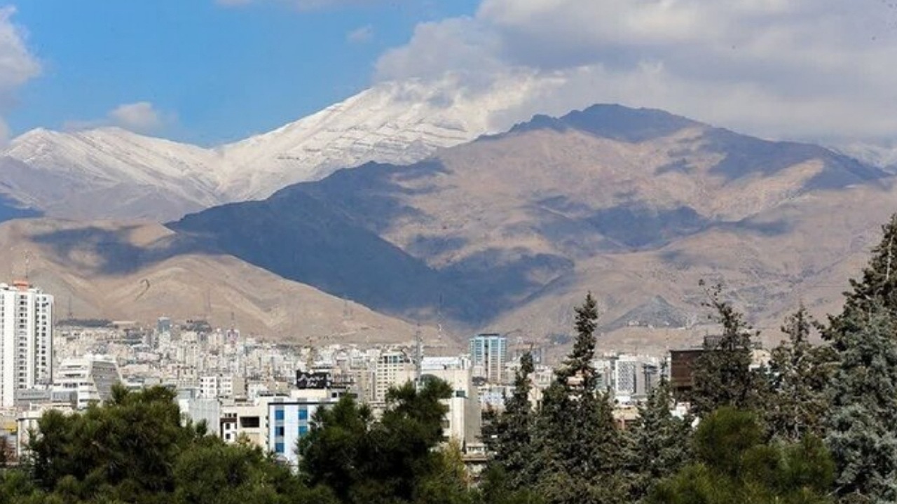 کیفیت هوای تهران قابل قبول است