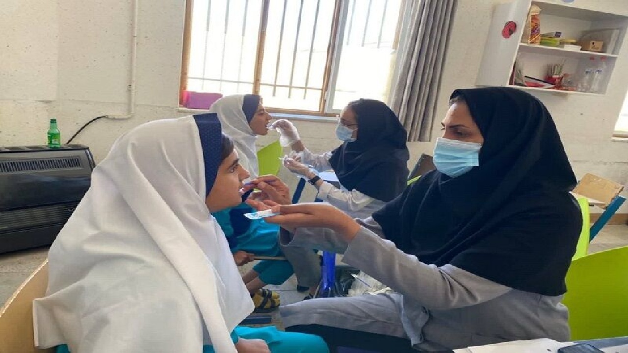 ۳۳ هزار دانش آموز لرستانی در طرح سلامت دهان و دندان قرار گرفتند