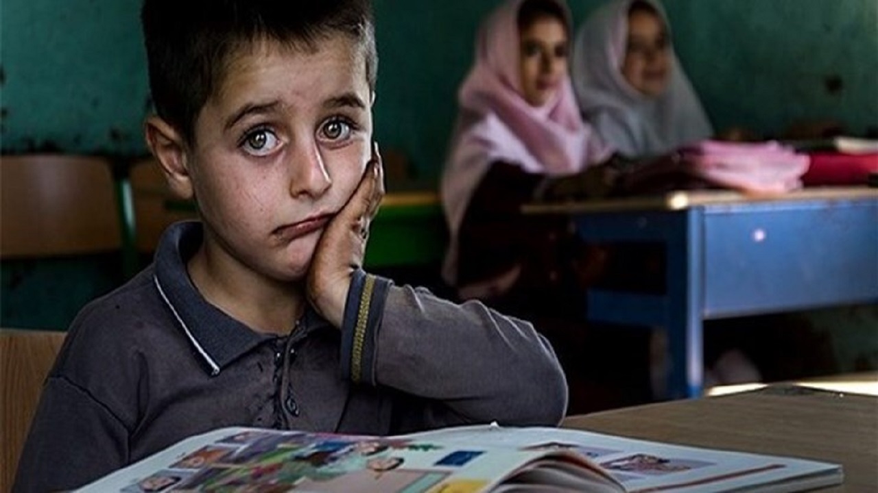 دانش آموز بازمانده از تحصیل در حوزه عشایر کهگیلویه وبویراحمد نداریم