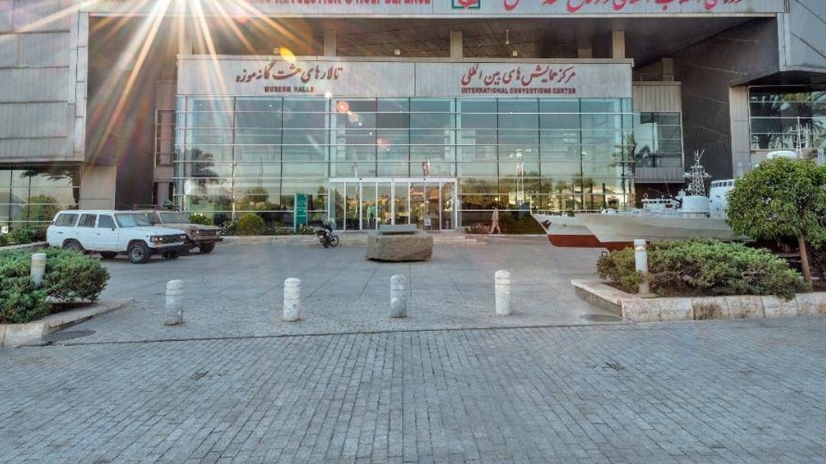 باشگاه خبرنگاران -تغییر ساعات بازدید از موزه ملی انقلاب اسلامی و دفاع مقدس در فصل گرما