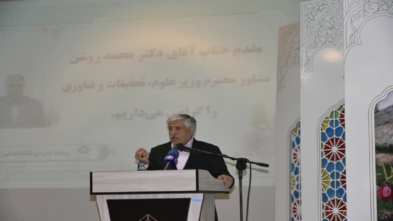 دانشگاه‎‌ها باید با وفاق اداره شود