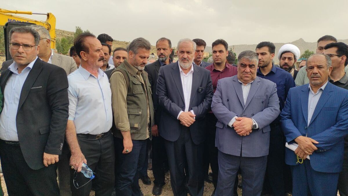 باشگاه خبرنگاران -عملیات آبرسانی به ۱۸ روستای گیلانغرب با حضور وزیر نیرو آغاز شد