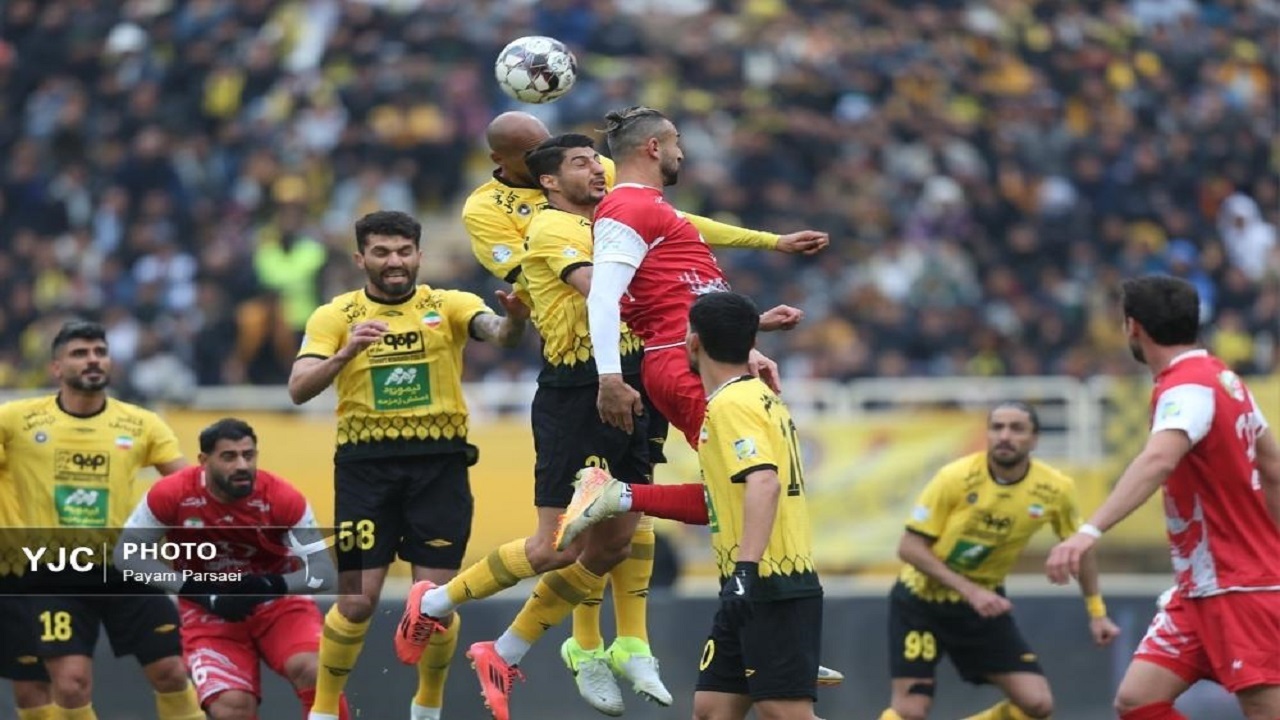 کورس سپاهان و پرسپولیس برای نایب قهرمانی لیگ/ اهدای اولین جام قهرمانی به تراکتور در تبریز