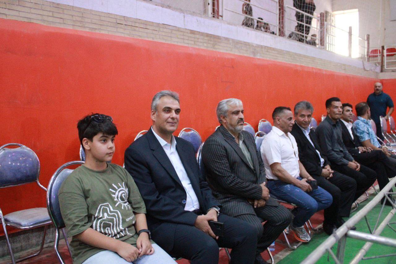 در حال تنظیم/// آغاز مسابقات بین المللی کشتی فرنگی نوجوانان در کرمان + تصاویر