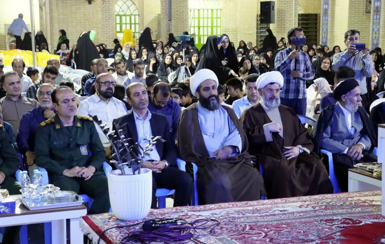 اجتماع بزرگ قرآنیان در اولین سالگرد شهدای خدمت