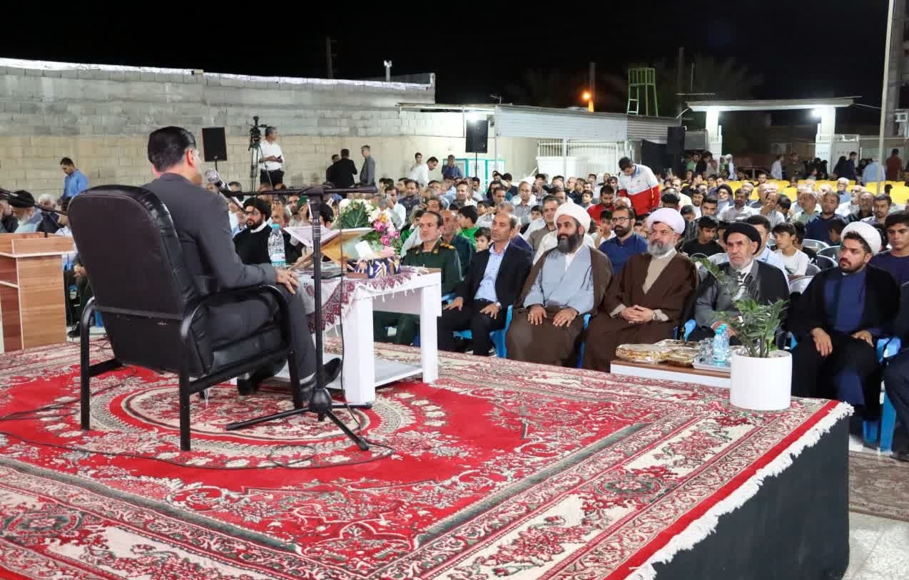 اجتماع بزرگ قرآنیان استان بوشهر در دهکده قرآنی چارک برگزار شد