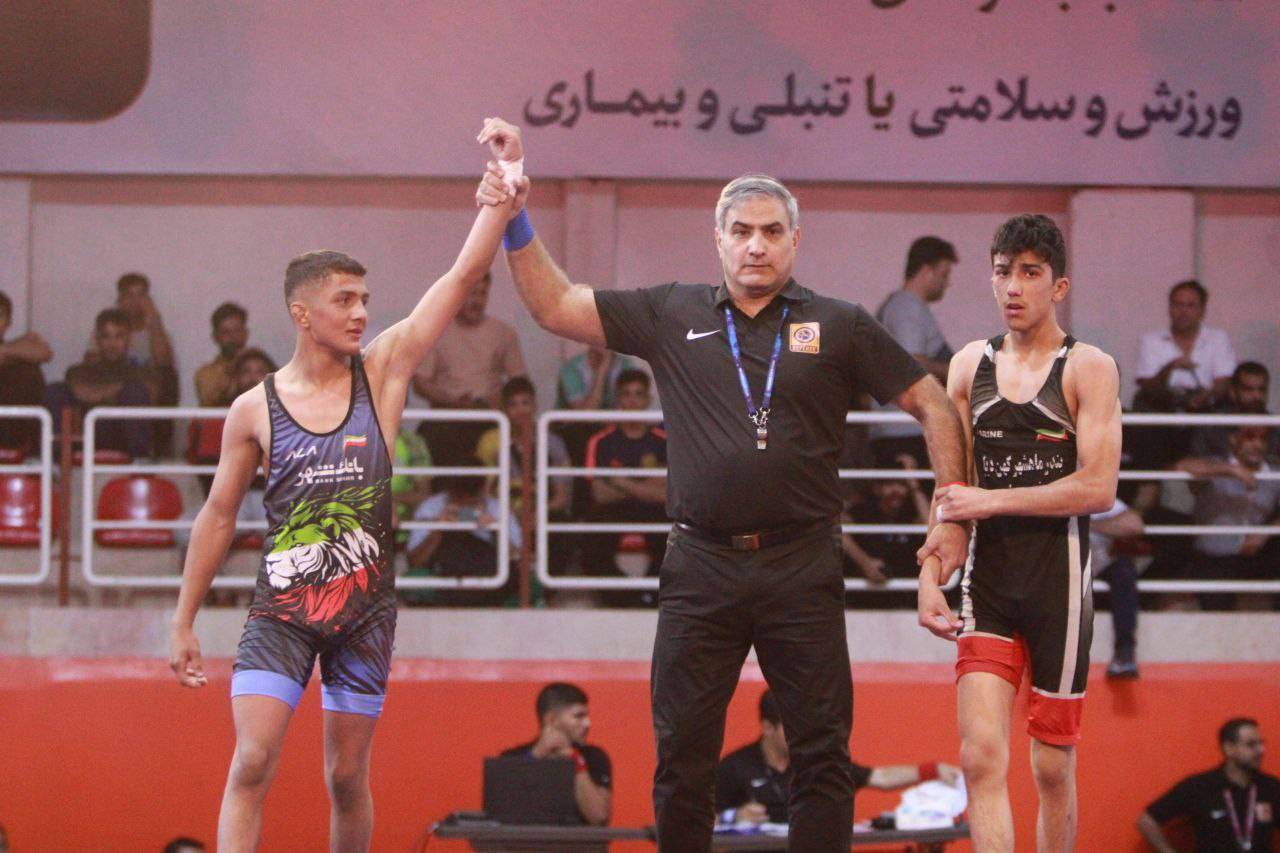 در حال تنظیم/// پایان روز نخست مسابقات بین المللی کشتی فرنگی در کرمان
