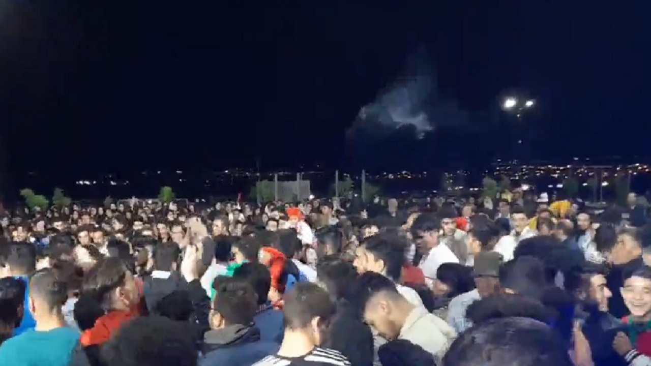 شور پرشورها در جشن قهرمانی تراکتور