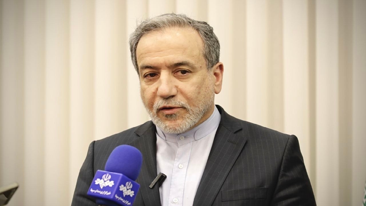 عراقچی: حفظ غنی‌سازی و زیرساخت‌های هسته‌ای کشور غیر قابل مذاکره است