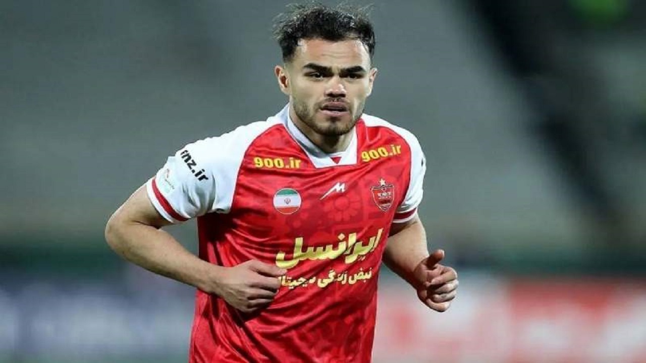 اورونوف از پرسپولیس جدا نمی‌شود