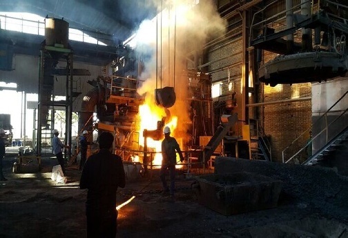 کمبود برق دامن فرو آلیاژ ازنا را گرفت/ کارگرانی که چراغ امیدشان رو به خاموشی است کمبود برق دامن فرو آلیاژ ازنا را گرفت/ کارگرانی که چراغ امیدشان رو به خاموشی است