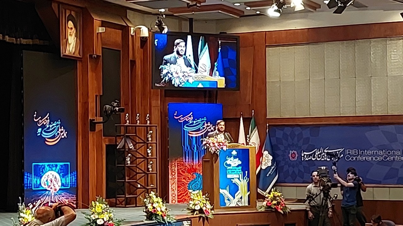 آینده کشور به تصمیم‌های فناورانه امروز بستگی دارد
