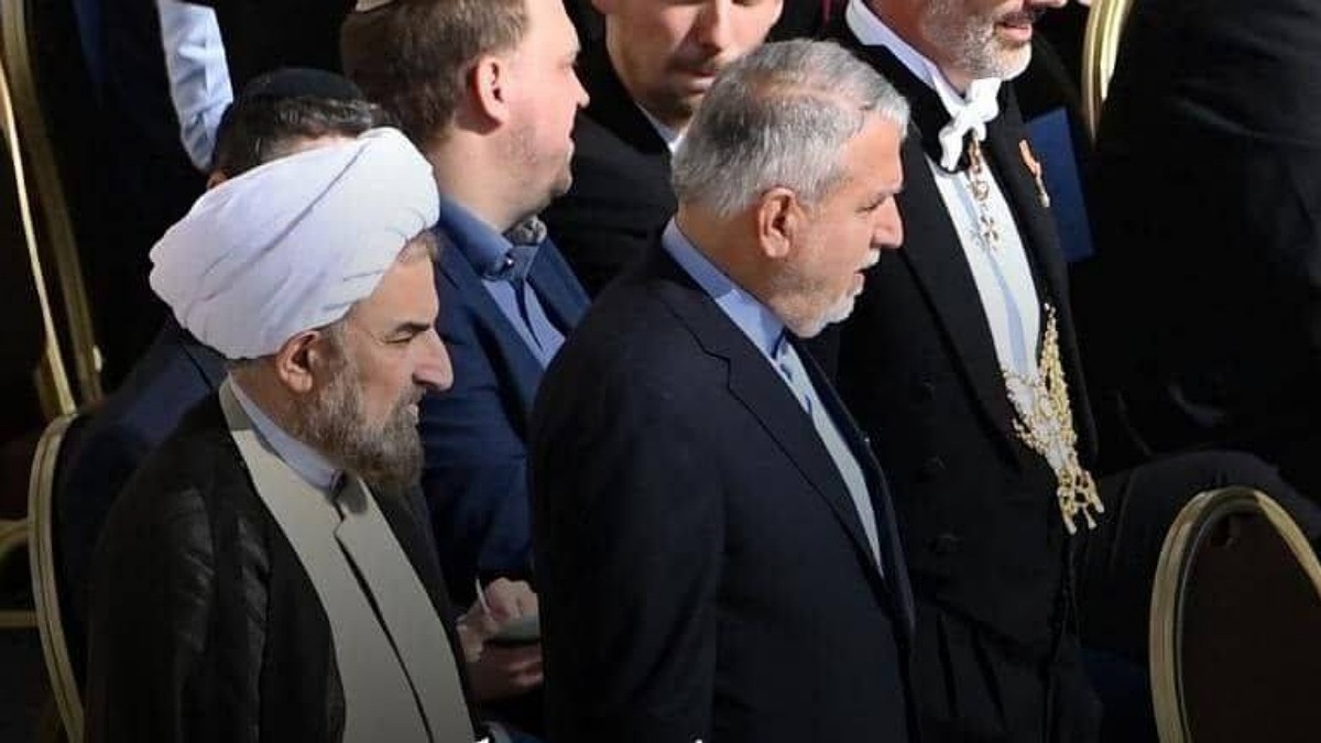 باشگاه خبرنگاران -وزیر میراث‌فرهنگی پیام رئیس‌جمهور را به پاپ لئون چهاردهم تسلیم کرد