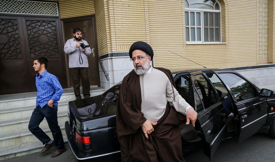 شهید رئیسی؛ مردی که با اخلاص تاریخ را نواخت شهید رئیسی؛ مردی که با اخلاص تاریخ را نواخت