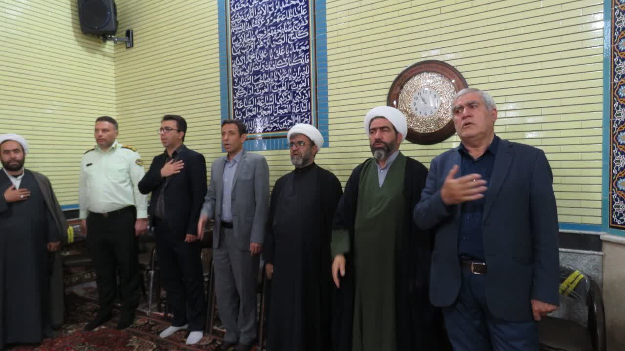 سوگواری مردم هریس در اولین سالگرد شهادت شهید جمهور و همراهان