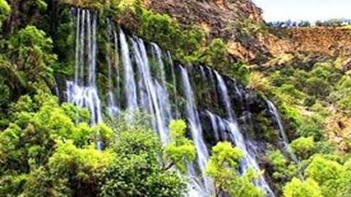 آبشار آب سفید، عروس آبشارهای ایران + فیلم