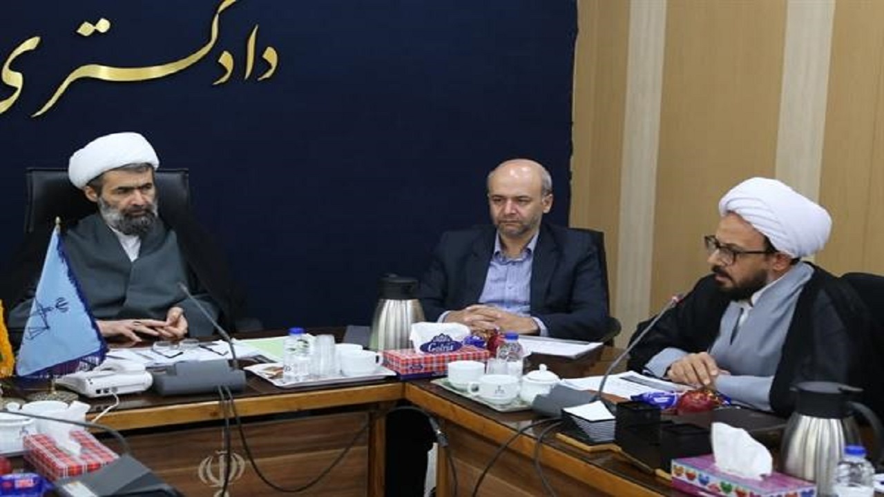 نظارت دقیق دادستانی قزوین بر عملکرد شرکت‌های بیمه در پرداخت خسارات