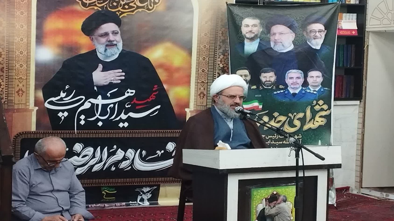 اولین مراسم سالگرد شهدای خدمت در آزادشهر + عکس