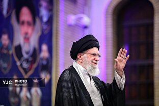مراسم بزرگداشت شهید رئیسی و شهدای خدمت با حضور رهبر انقلاب اسلامی