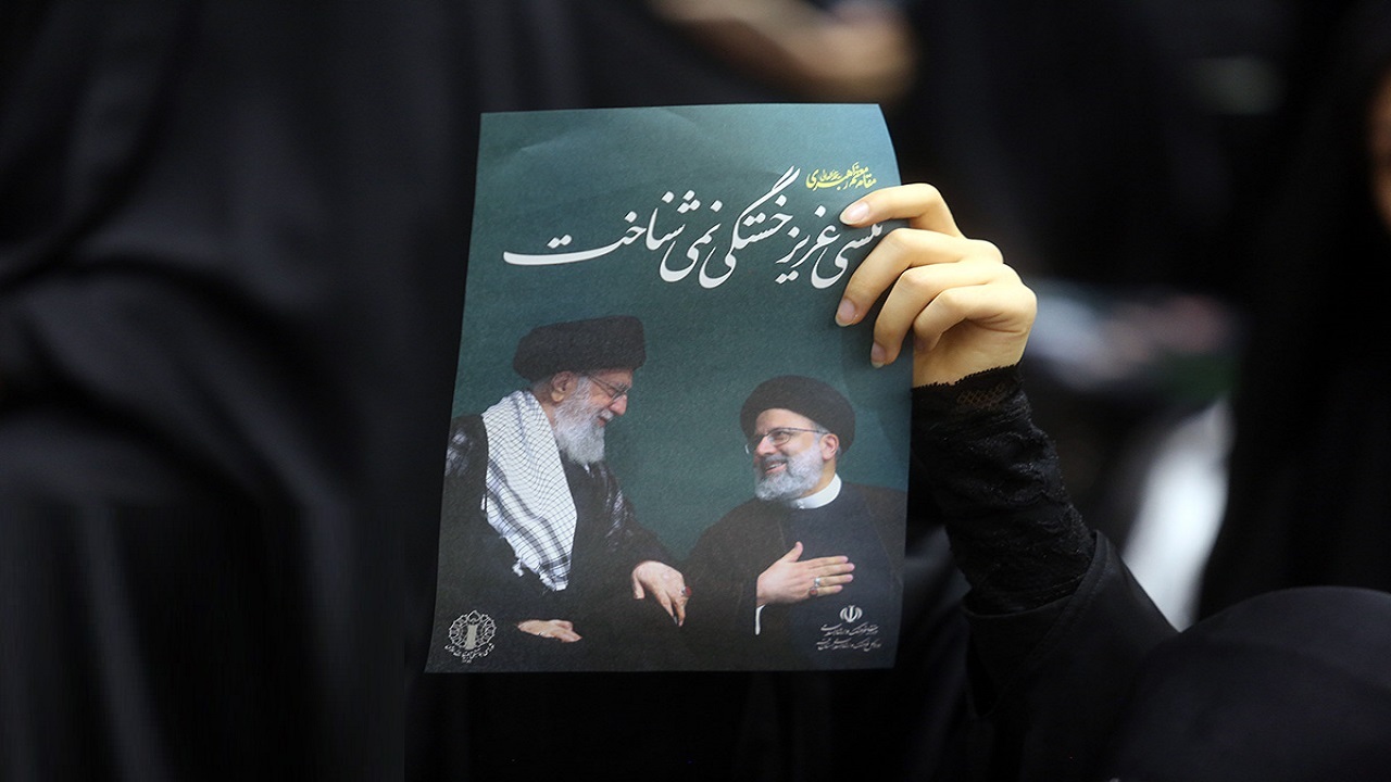 مراسم گرامیداشت شهدای خدمت ویژه بانوان در حرم بانوی کرامت