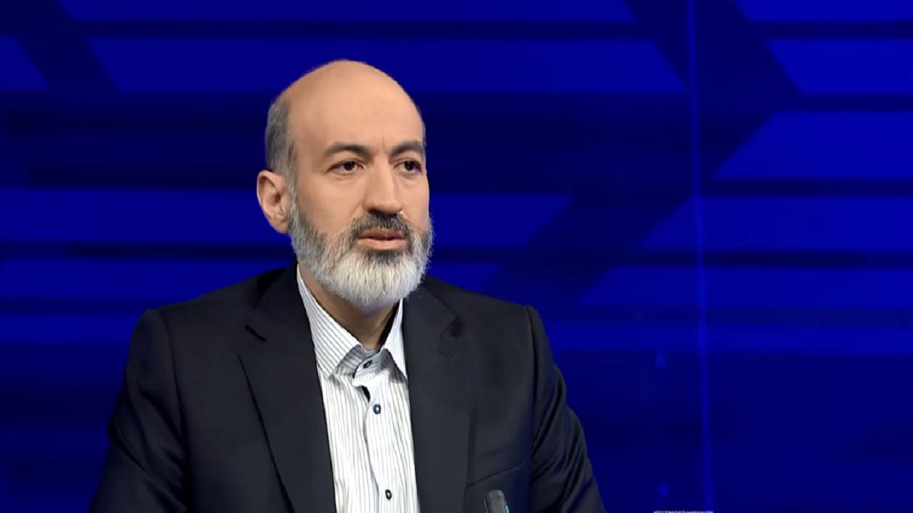 شهید رئیسی نشان داد روحیه انقلابی لازمه تعامل با جهان است