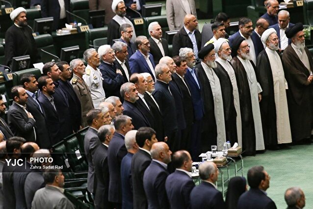 مراسم بزرگداشت شهدای خدمت در مجلس شورای اسلامی