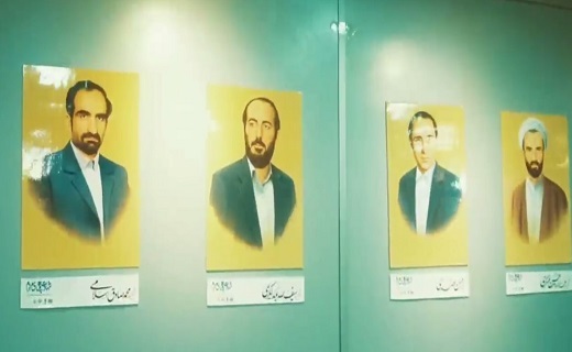 نمایشگاه &laquo;شهادت؛ همپای مردم&raquo; در رشت + تصاویر