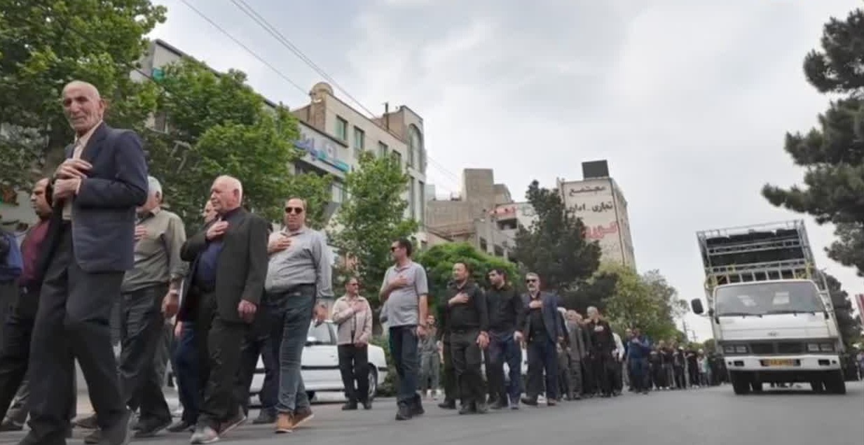 دسته عزاداری به مناسبت شهادت امام جعفر صادق(ع)