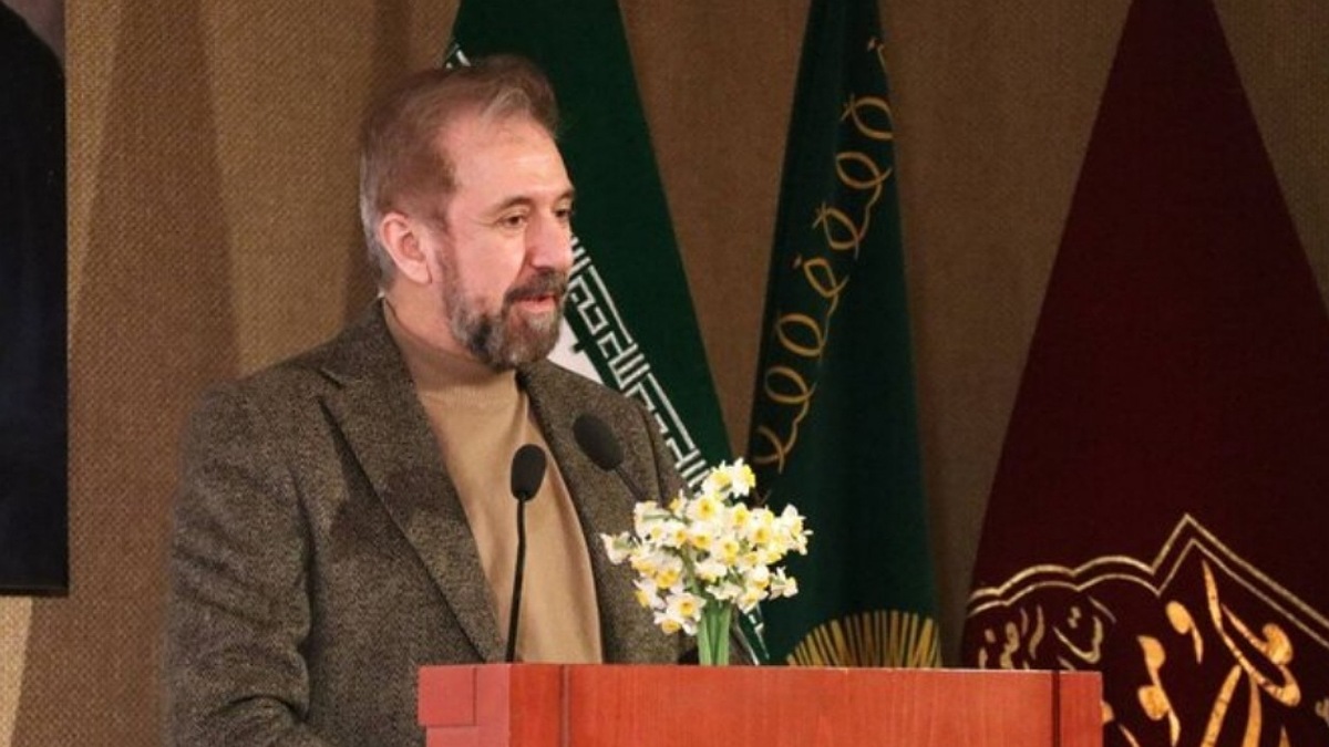 قرآن منسوب به امام رضا (ع) به موزه ملک منتقل شد + فیلم