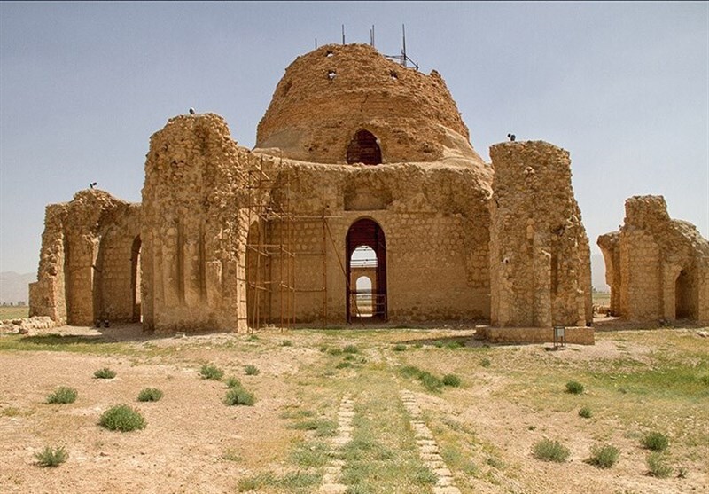 سروستان، میراث ساسانی و پتانسیل‌های گردشگری در سایه محرومیت