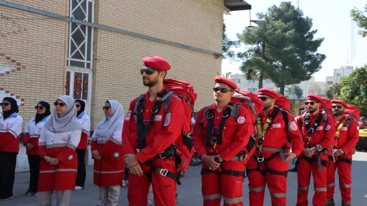 باشگاه خبرنگاران -تیم واکنش سریع هلال‌احمر بوشهر به بندرعباس اعزام شد