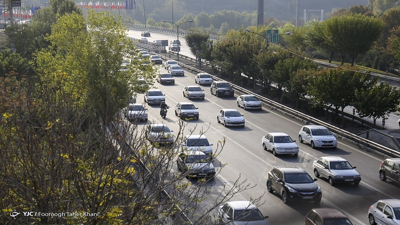 حدود ۵۵ درصد سفر‌های شهری با خودرو شخصی انجام می‌شود
