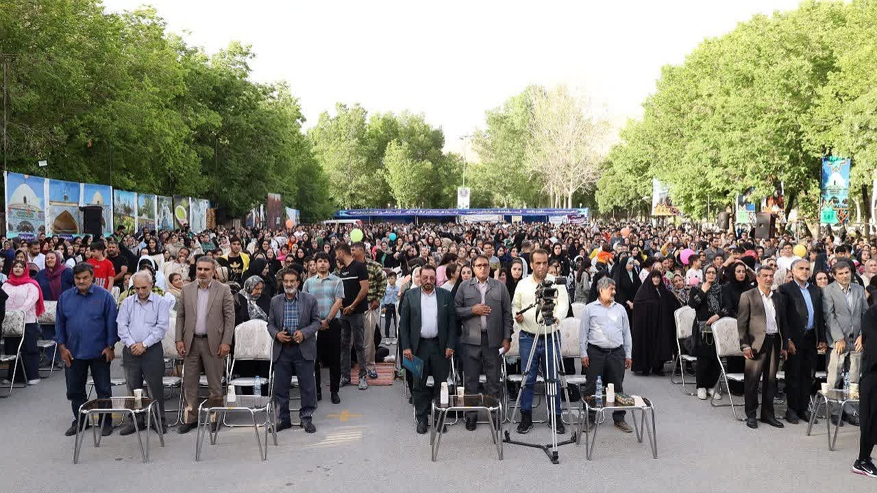 بوستان ملت میزبان هشتمین نکوداشت شهرکرد + تصاویر