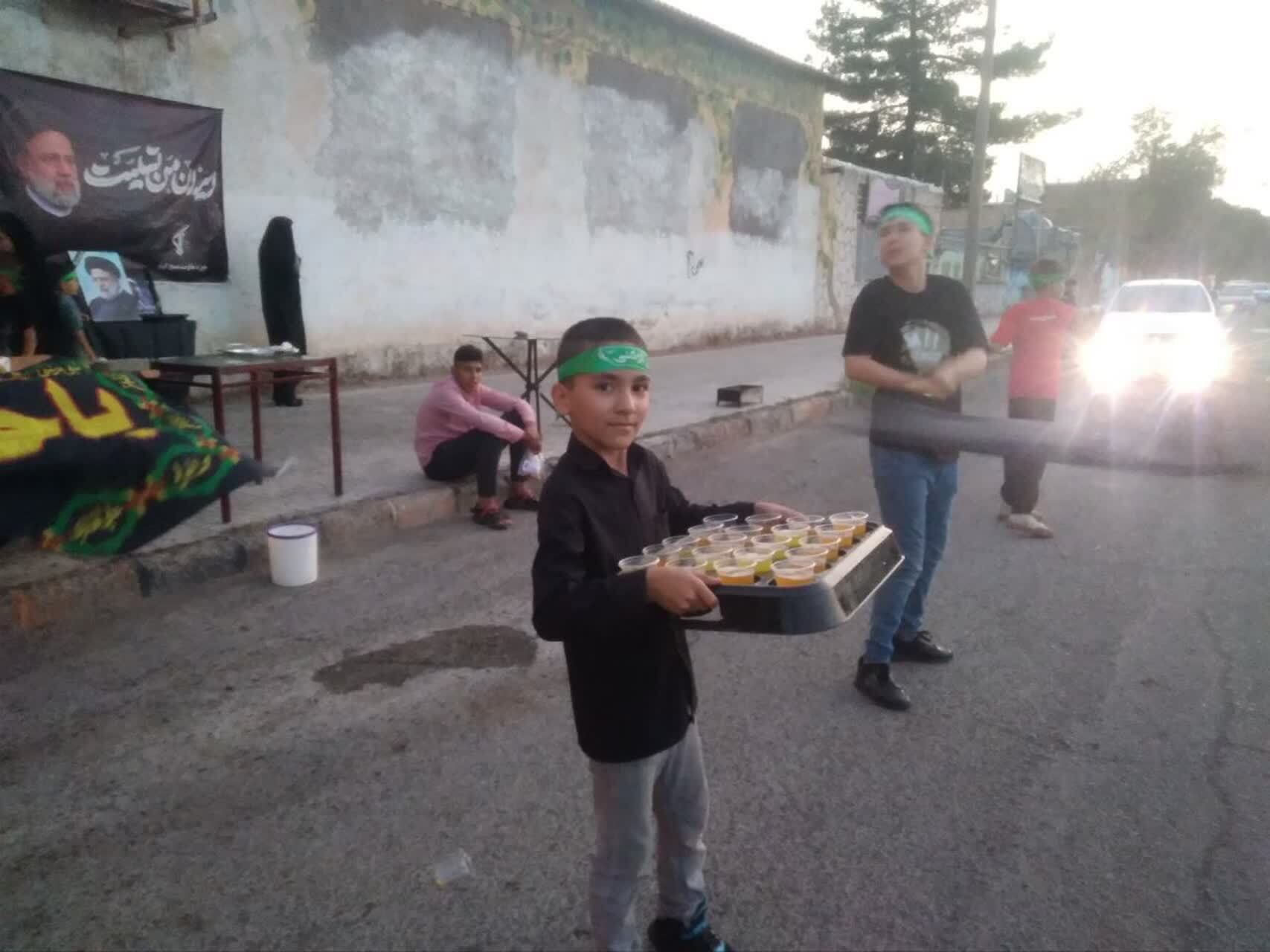 برپایی ایستگاه صلواتی