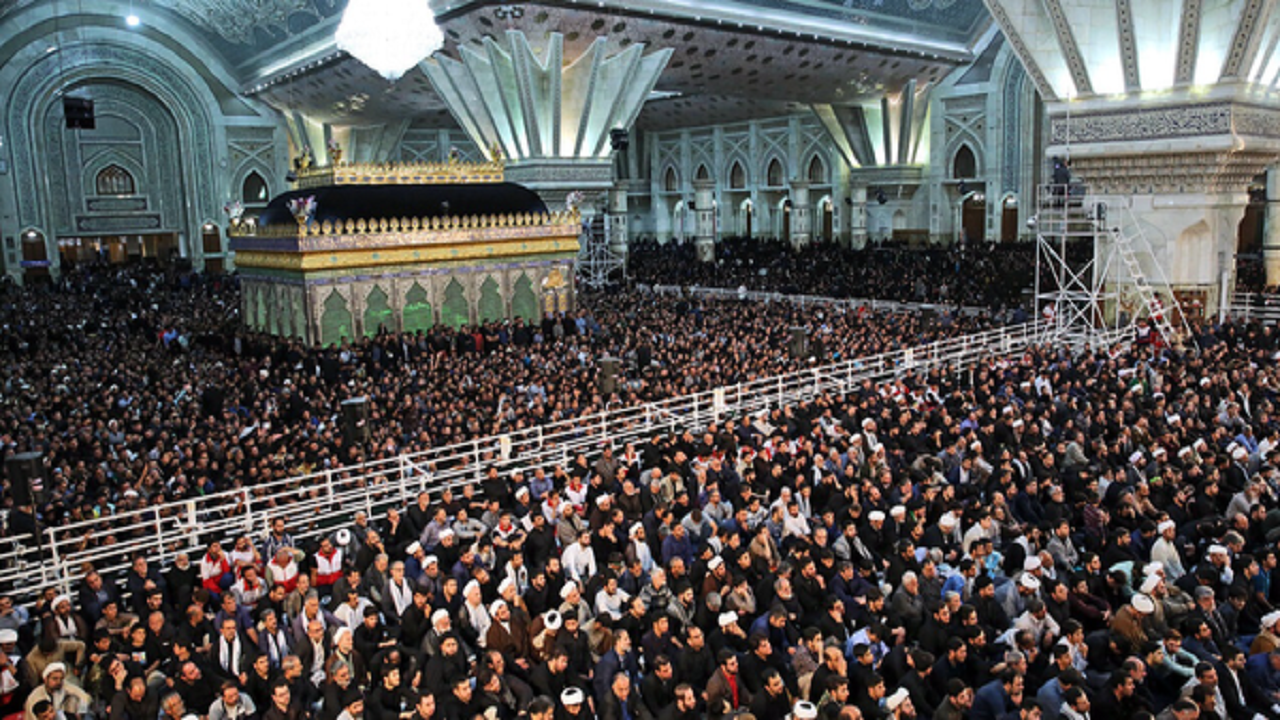 ۱۰ هزار قمی عازم مرقد امام خمینی (ره) می‌شوند