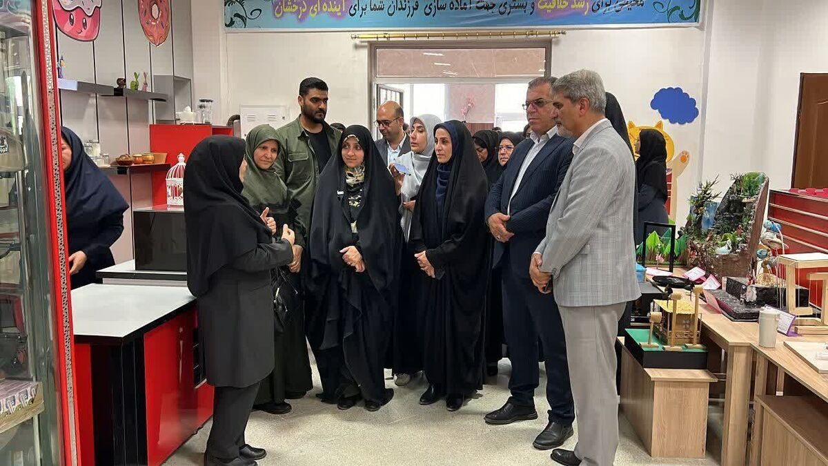 باشگاه خبرنگاران -از توسعه آموزش‌های فناورانه برای دختران حمایت می‌شود