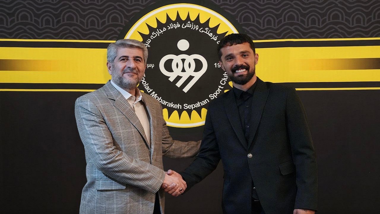تمدید قرارداد نورافکن با سپاهان تا سال ۱۴۰۶