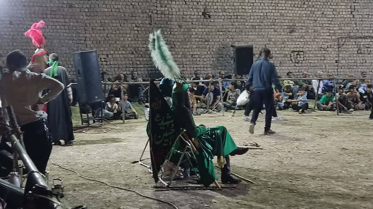 برگزاری تعزیه خوانی در محله شهر قائم قم برگزاری تعزیه خوانی در محله شهر قائم قم