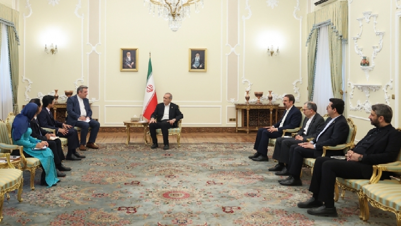 پزشکیان: امروز، بیش از همیشه، به روابط سازنده نیاز داریم