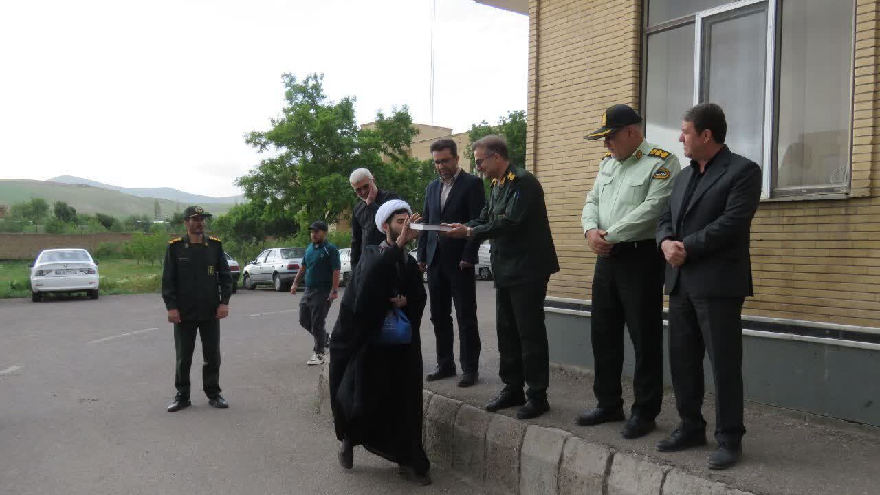 گزارش تصویری از اعزام زائران به حرم امام خمینی(ره)