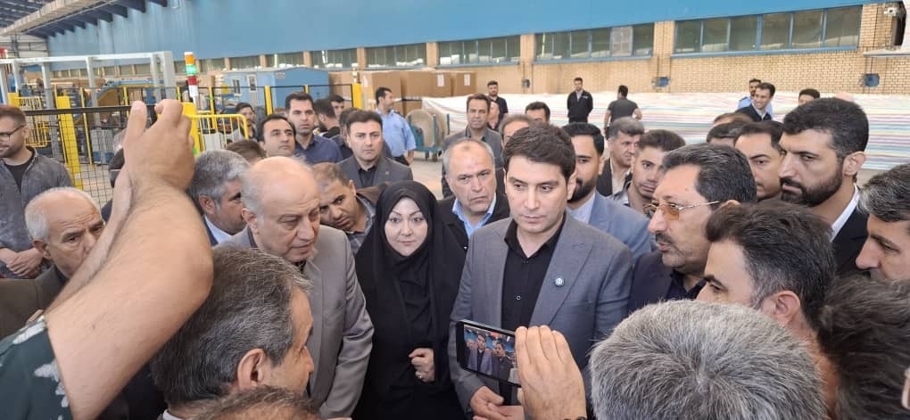 دولت به تامین نیاز ارزی کارخانه لاستیک کردستان  کمک می‌کند