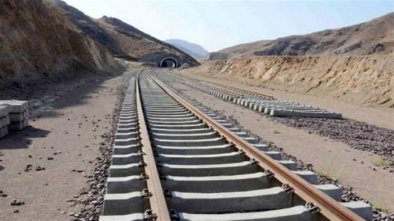 بازگشایی مسیر ریلی شمال - جنوب پس از حادثه در لرستان