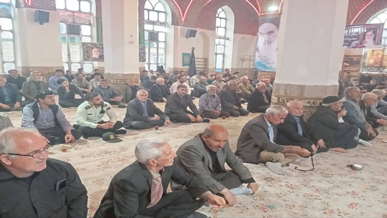 عزاداری مردم دیزج دیز در سالروز ارتحال امام خمینی (ره) + عکس و فیلم