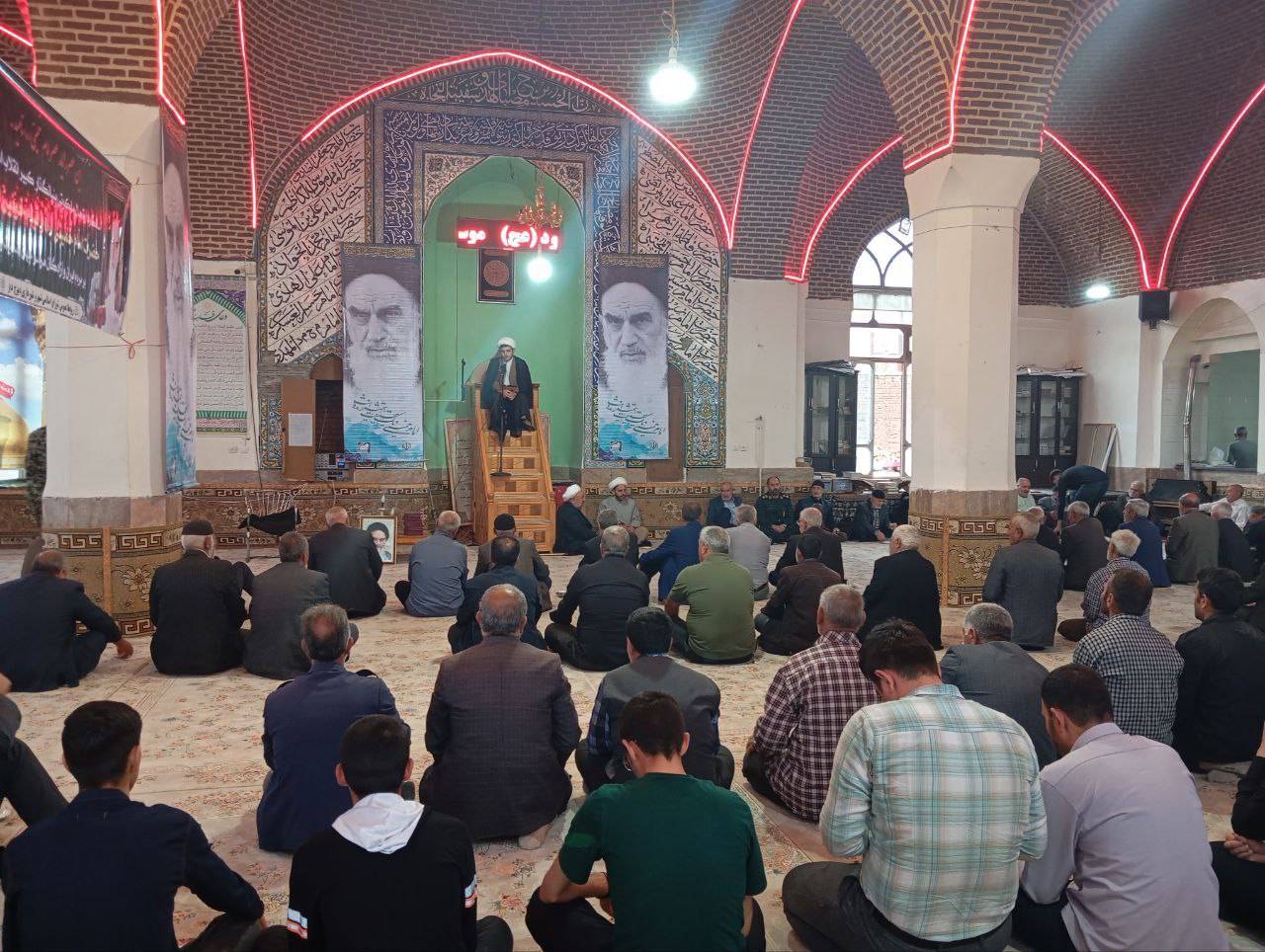 عزاداری مردم دیزج دیز در سالروز ارتحال امام خمینی (ره)