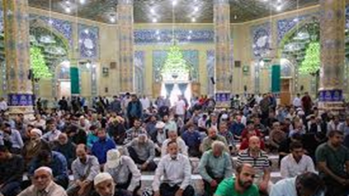 آوارگان فلسطینی نماز عید قربان را در چادر‌ها اقامه کردند + فیلم