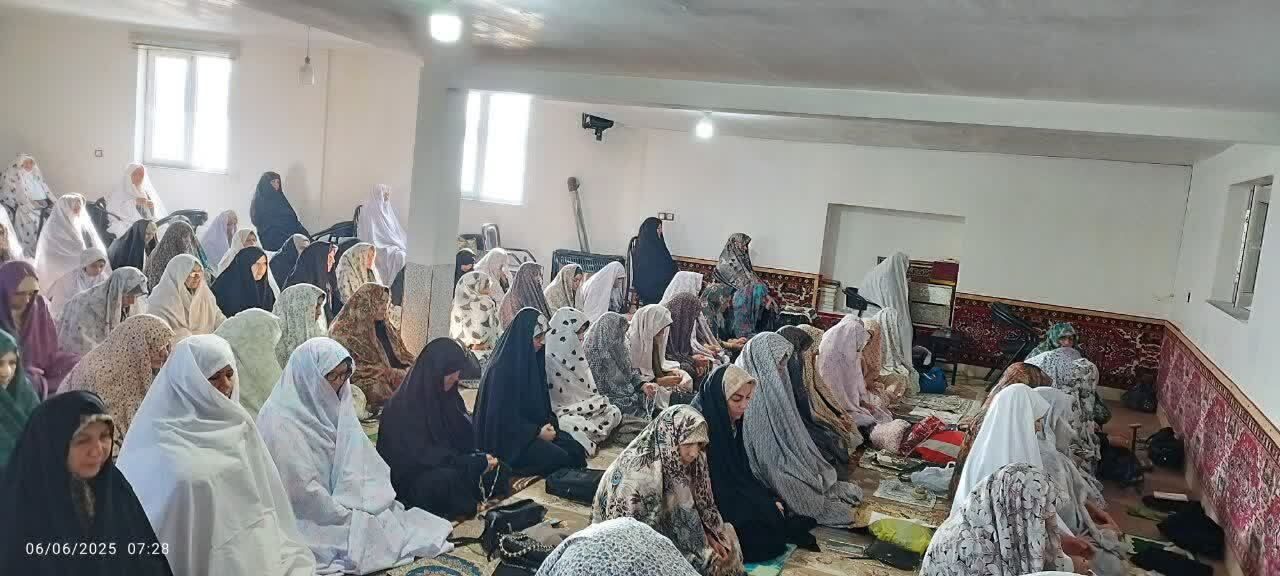 نماز عید سعید قربان در هریس اقامه شد