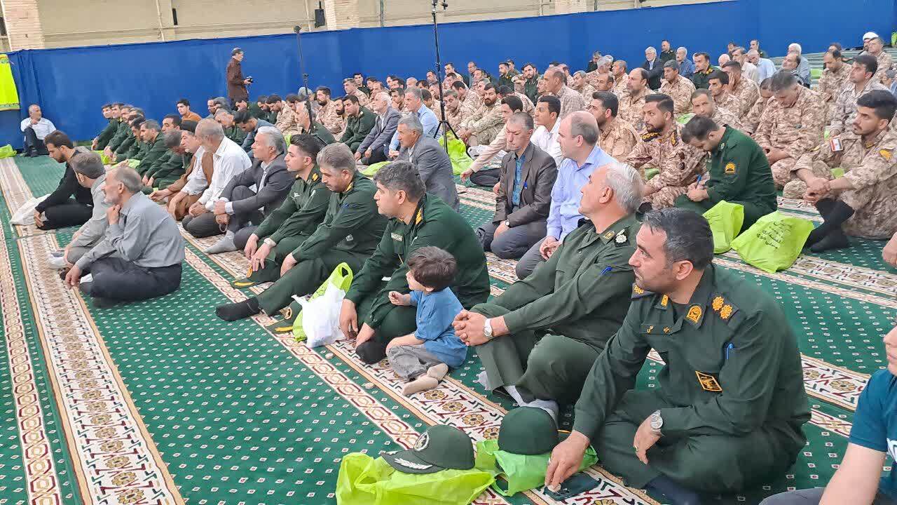 اقامه نمازدر خوی